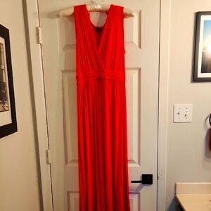 Elegant Red/Orange Maxi Dress